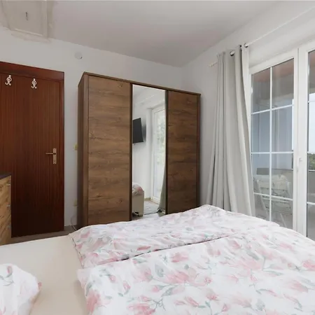 Nola Holiday home Nova Vas (Porec)