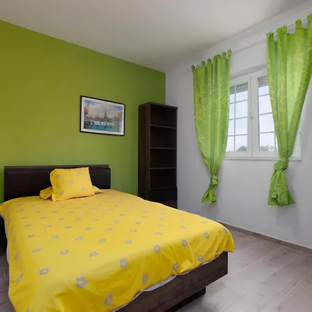 Nola Holiday home Nova Vas (Porec)